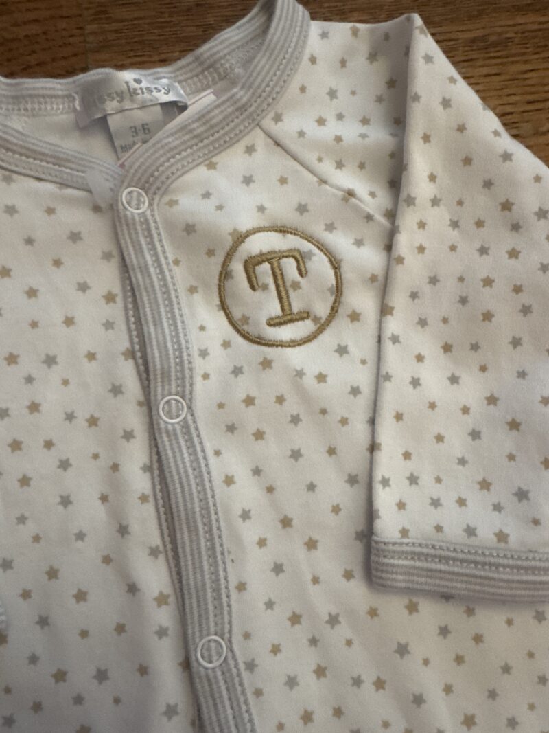 T | 6-months - Image 2